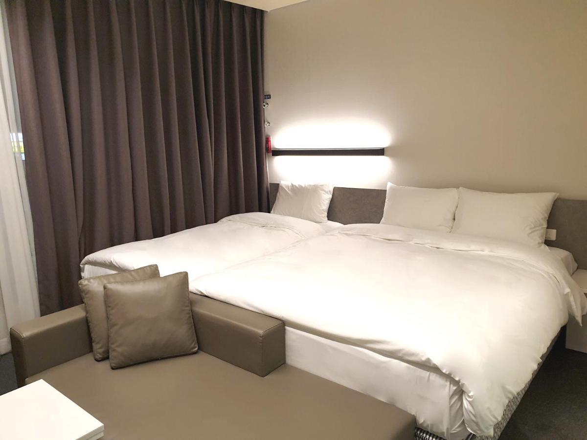 Grand City Hotel Changwon Exterior foto