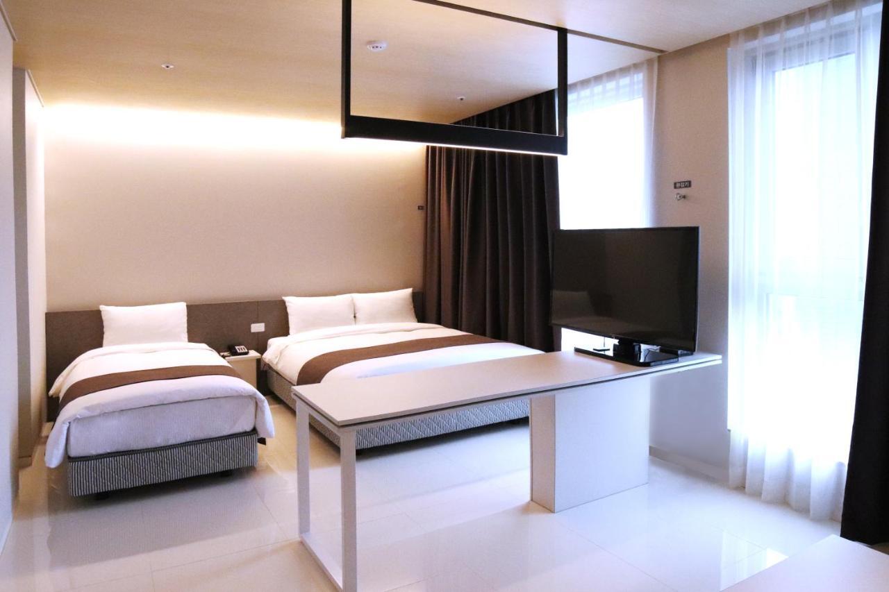 Grand City Hotel Changwon Exterior foto